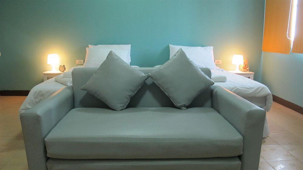 U431 Chaengwattana Hotel Нонтабури Екстериор снимка