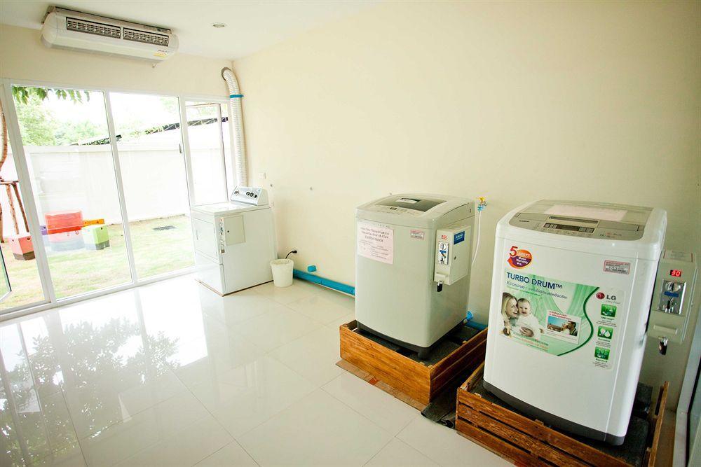 U431 Chaengwattana Hotel Нонтабури Екстериор снимка