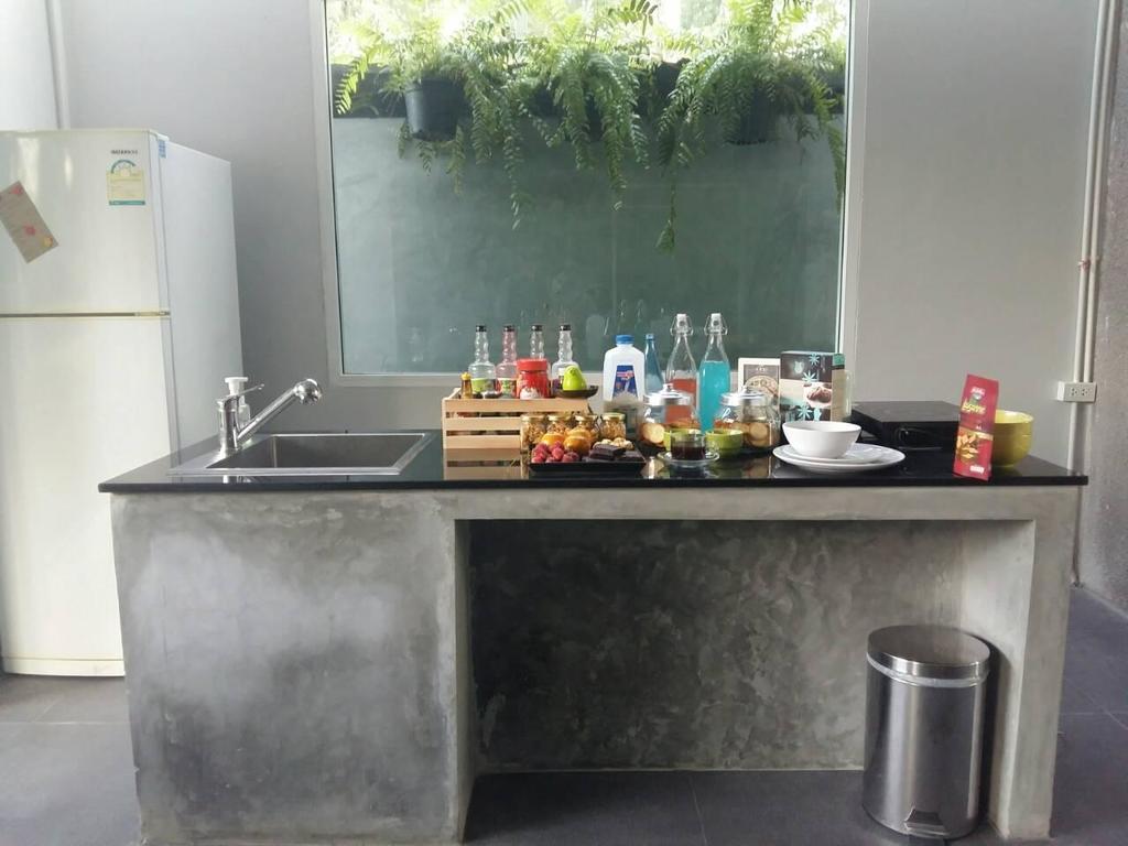 U431 Chaengwattana Hotel Нонтабури Екстериор снимка