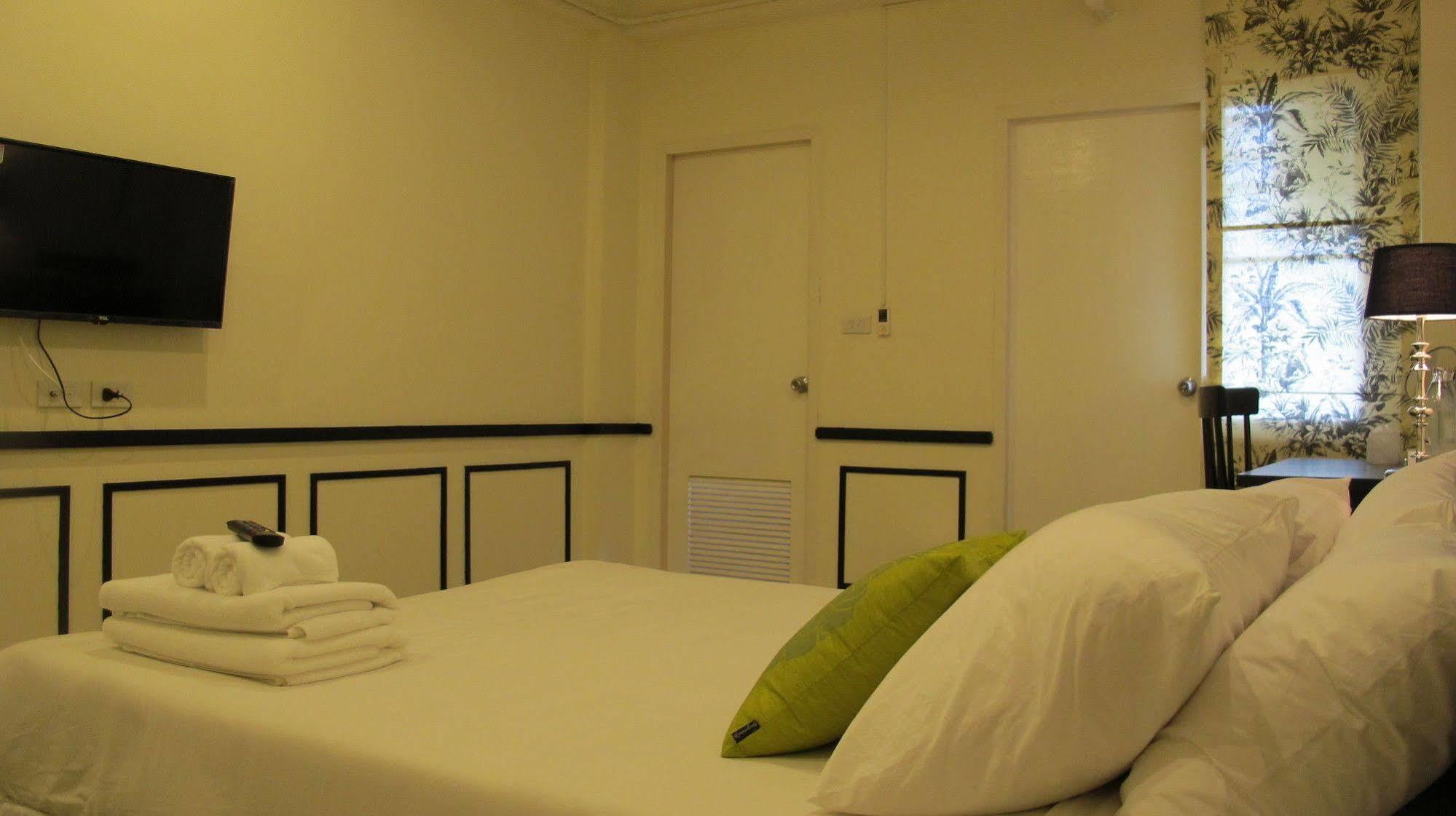 U431 Chaengwattana Hotel Нонтабури Екстериор снимка