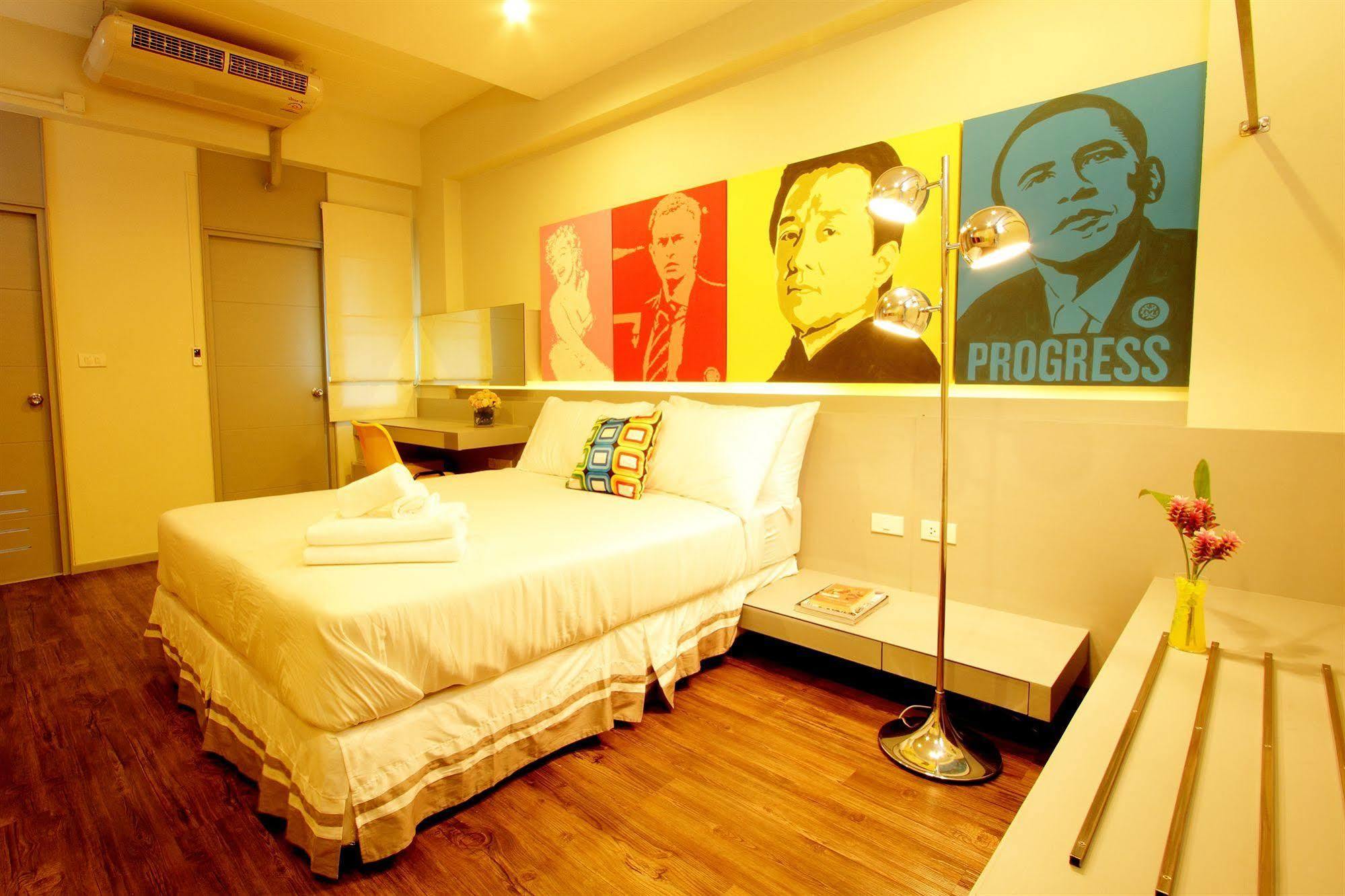 U431 Chaengwattana Hotel Нонтабури Екстериор снимка