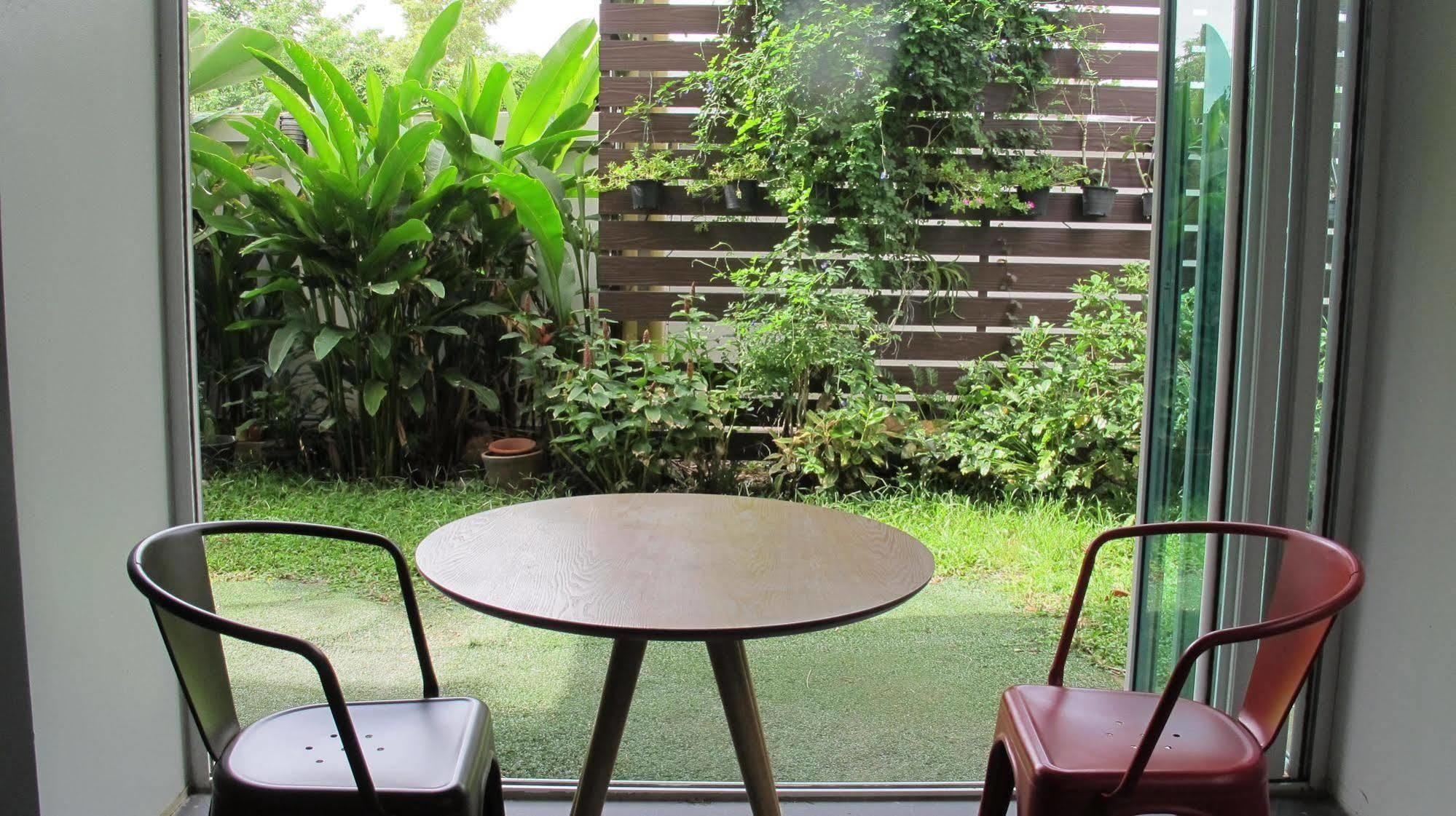 U431 Chaengwattana Hotel Нонтабури Екстериор снимка